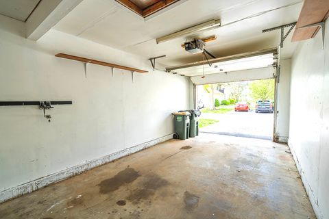 Tiny photo for 514 E Windgate Court #2D5, Arlington Heights, IL 60005 (MLS # 12618917)