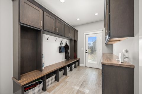 Tiny photo for 210 Whittemore Drive, Sycamore, IL 60178 (MLS # 12587988)