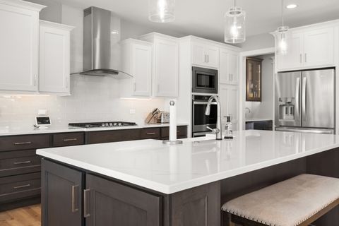 Tiny photo for 210 Whittemore Drive, Sycamore, IL 60178 (MLS # 12587988)