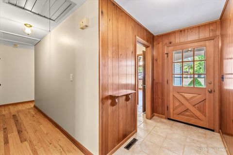 Tiny photo for 977 Lindenwood Drive, Aurora, IL 60506 (MLS # 12510885)