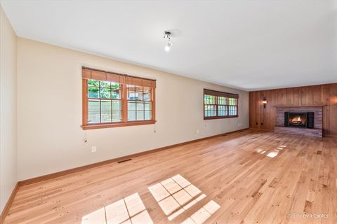 Tiny photo for 977 Lindenwood Drive, Aurora, IL 60506 (MLS # 12510885)