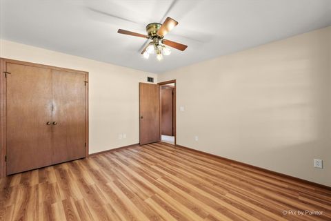 Tiny photo for 977 Lindenwood Drive, Aurora, IL 60506 (MLS # 12510885)