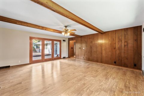 Tiny photo for 977 Lindenwood Drive, Aurora, IL 60506 (MLS # 12510885)