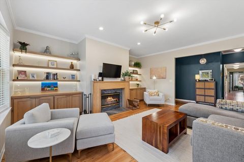 Tiny photo for 4511 N Dover Street #2S, Chicago, IL 60640 (MLS # 12607682)