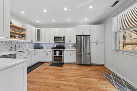 Tiny photo for 4511 N Dover Street #2S, Chicago, IL 60640 (MLS # 12607682)