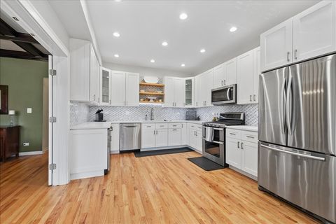 Tiny photo for 4511 N Dover Street #2S, Chicago, IL 60640 (MLS # 12607682)