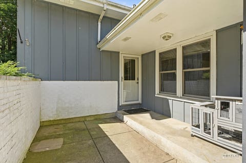 Tiny photo for 303 Center Parkway, Yorkville, IL 60560 (MLS # 12681947)