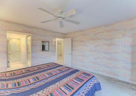 Tiny photo for 4000 Dundee Road #107, Northbrook, IL 60062 (MLS # 12683517)