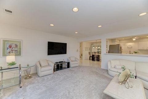 Tiny photo for 4000 Dundee Road #107, Northbrook, IL 60062 (MLS # 12683517)