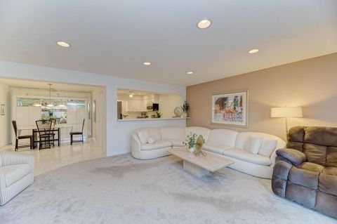 Tiny photo for 4000 Dundee Road #107, Northbrook, IL 60062 (MLS # 12683517)