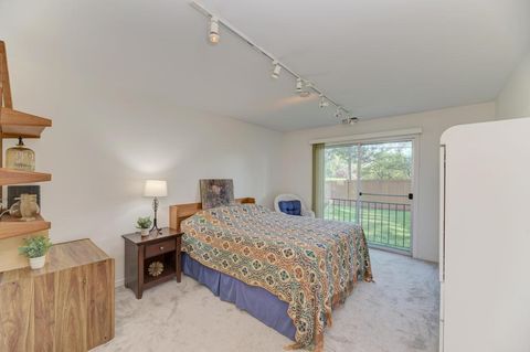 Tiny photo for 4000 Dundee Road #107, Northbrook, IL 60062 (MLS # 12683517)