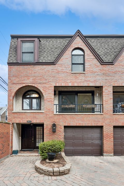 1648 N BURLING E Chicago IL 60614