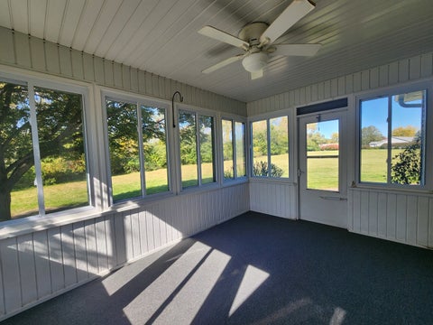 Tiny photo for 30 S Walnut Drive, North Aurora, IL 60542 (MLS # 12778338)