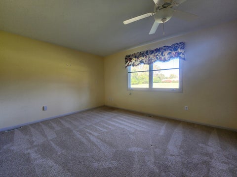 Tiny photo for 30 S Walnut Drive, North Aurora, IL 60542 (MLS # 12778338)