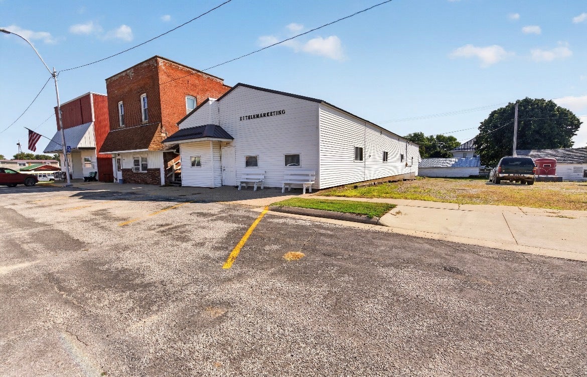 406 Main Street