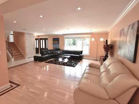 Tiny photo for 1302 S PRINCETON Avenue, Arlington Heights, IL 60005 (MLS # 12591923)