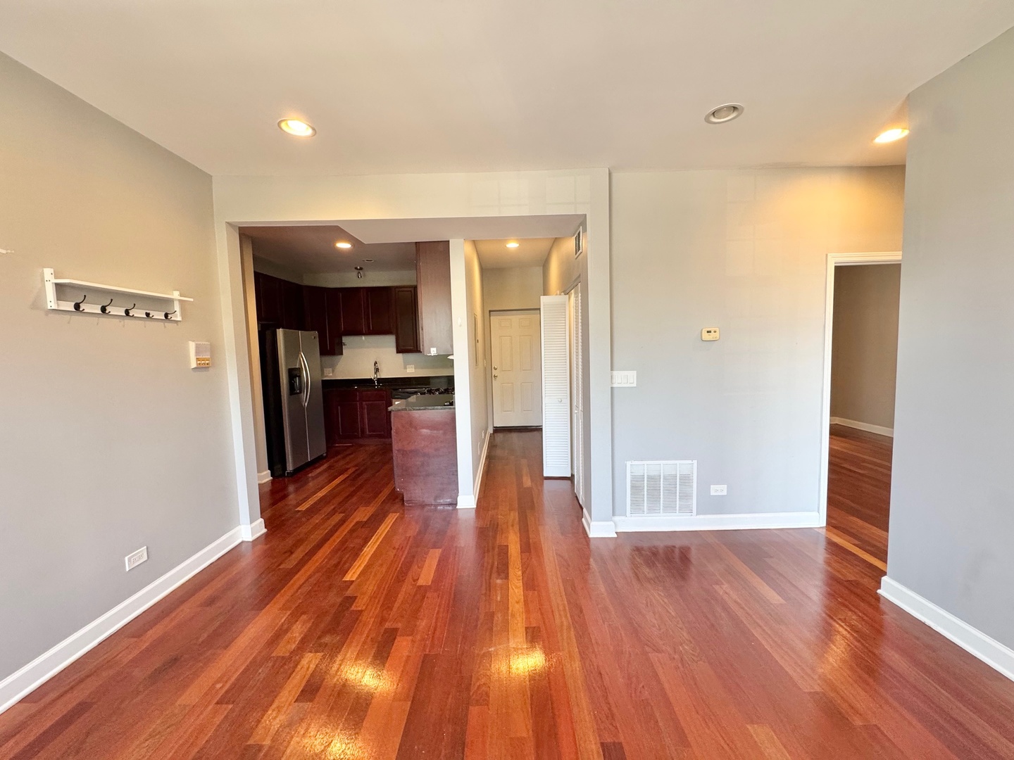 3205 W GEORGE Street 2