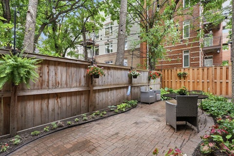 Tiny photo for 1136 Ontario Street #3B, Oak Park, IL 60302 (MLS # 12683948)