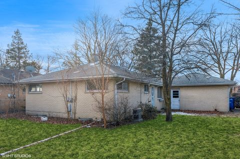 A home in Des Plaines