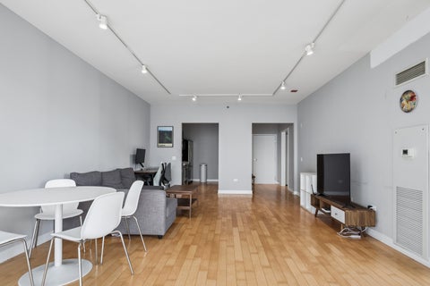 Tiny photo for 8 E RANDOLPH Street #3103, Chicago, IL 60601 (MLS # 12682106)