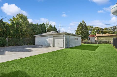 Tiny photo for 8836 Sayre Avenue, Morton Grove, IL 60053 (MLS # 12505443)