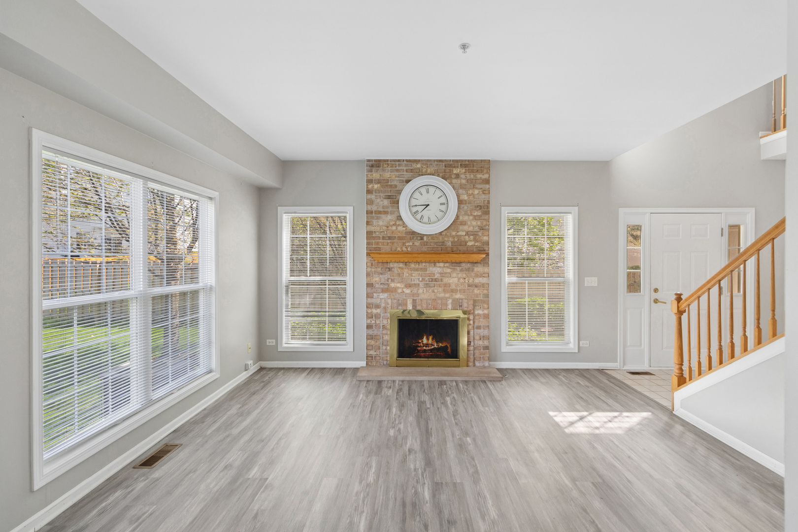 2075 Ivy Ridge Drive