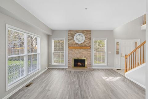 Tiny photo for 2075 Ivy Ridge Drive, Hoffman Estates, IL 60192 (MLS # 12623646)
