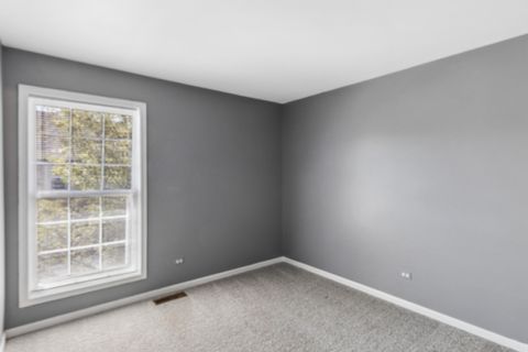 Tiny photo for 2075 Ivy Ridge Drive, Hoffman Estates, IL 60192 (MLS # 12623646)