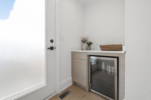 Tiny photo for 6209 S Ellis Avenue, Chicago, IL 60637 (MLS # 12791673)