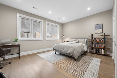 Tiny photo for 6209 S Ellis Avenue, Chicago, IL 60637 (MLS # 12791673)