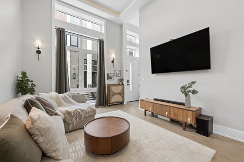 Tiny photo for 6209 S Ellis Avenue, Chicago, IL 60637 (MLS # 12791673)