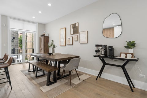 Tiny photo for 6209 S Ellis Avenue, Chicago, IL 60637 (MLS # 12791673)