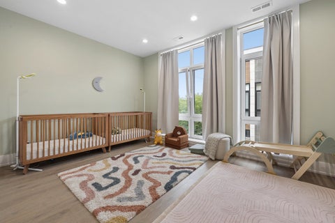 Tiny photo for 6209 S Ellis Avenue, Chicago, IL 60637 (MLS # 12791673)