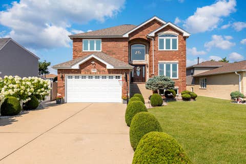 Photo of 8320 S 79th Avenue, Justice, IL 60458 (MLS # 12713482)