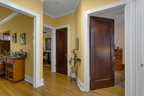 Tiny photo for 1042 Washington Boulevard #3W, Oak Park, IL 60302 (MLS # 12507986)