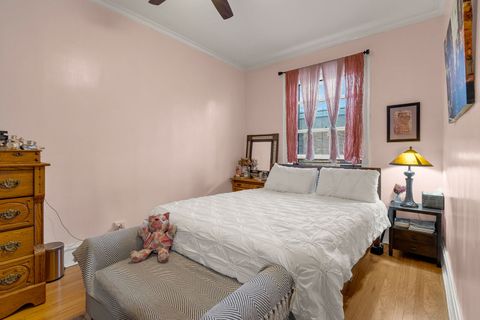 Tiny photo for 1042 Washington Boulevard #3W, Oak Park, IL 60302 (MLS # 12507986)