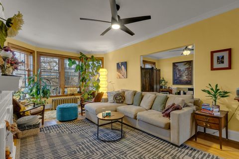 Tiny photo for 1042 Washington Boulevard #3W, Oak Park, IL 60302 (MLS # 12507986)