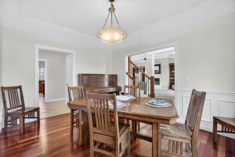 Tiny photo for 2916 E 45th Court, Davenport, IA 52804 (MLS # 12614108)