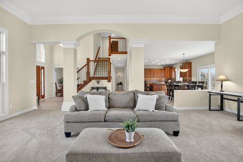 Tiny photo for 2916 E 45th Court, Davenport, IA 52804 (MLS # 12614108)