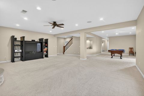 Tiny photo for 2916 E 45th Court, Davenport, IA 52804 (MLS # 12614108)