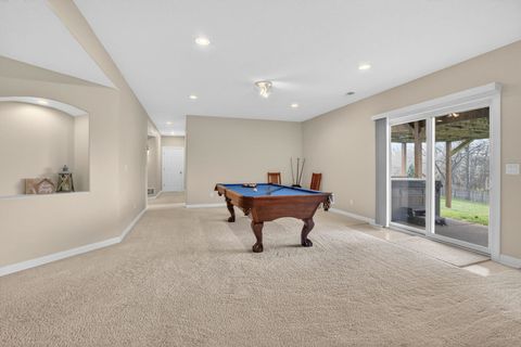 Tiny photo for 2916 E 45th Court, Davenport, IA 52804 (MLS # 12614108)