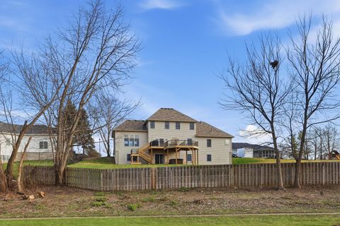 Tiny photo for 2916 E 45th Court, Davenport, IA 52804 (MLS # 12614108)