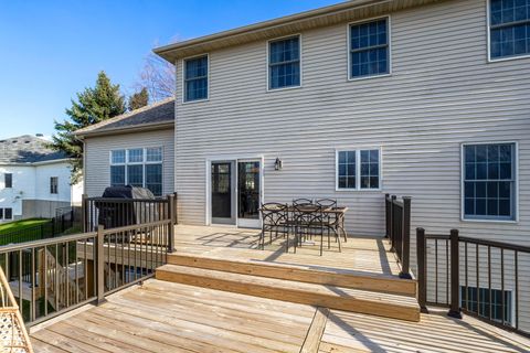 Tiny photo for 2916 E 45th Court, Davenport, IA 52804 (MLS # 12614108)