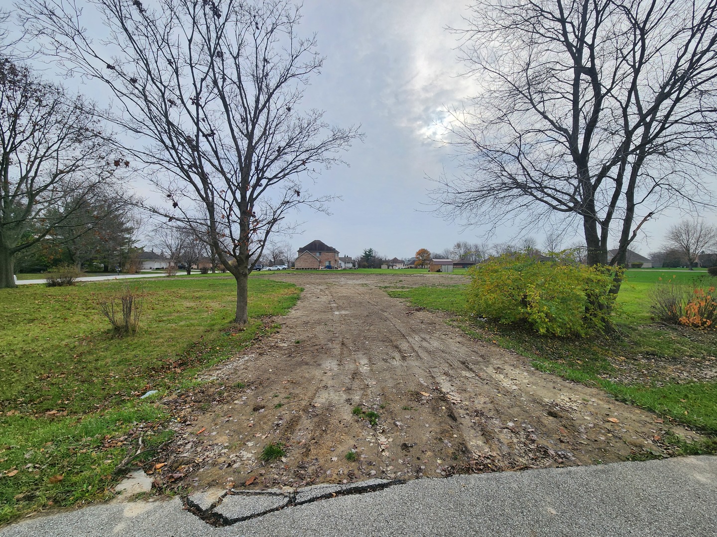 26114 S Victoria Lane