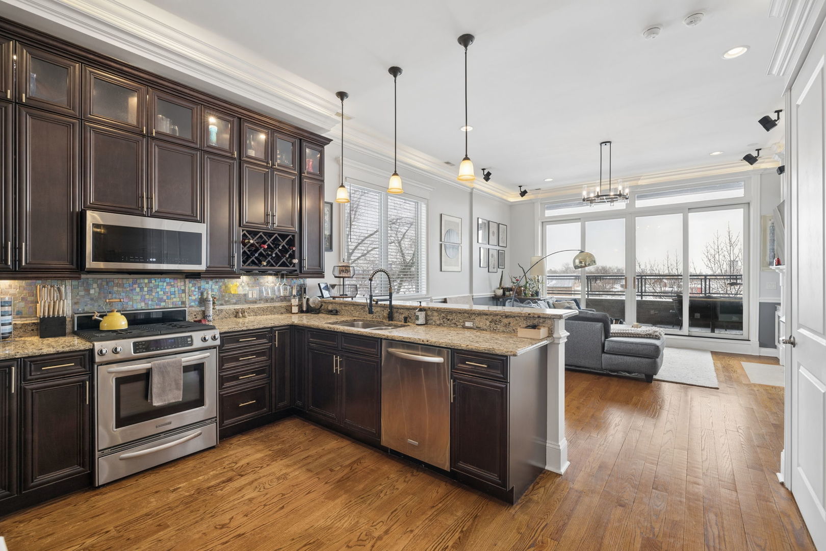 3420 S Morgan Street 4E