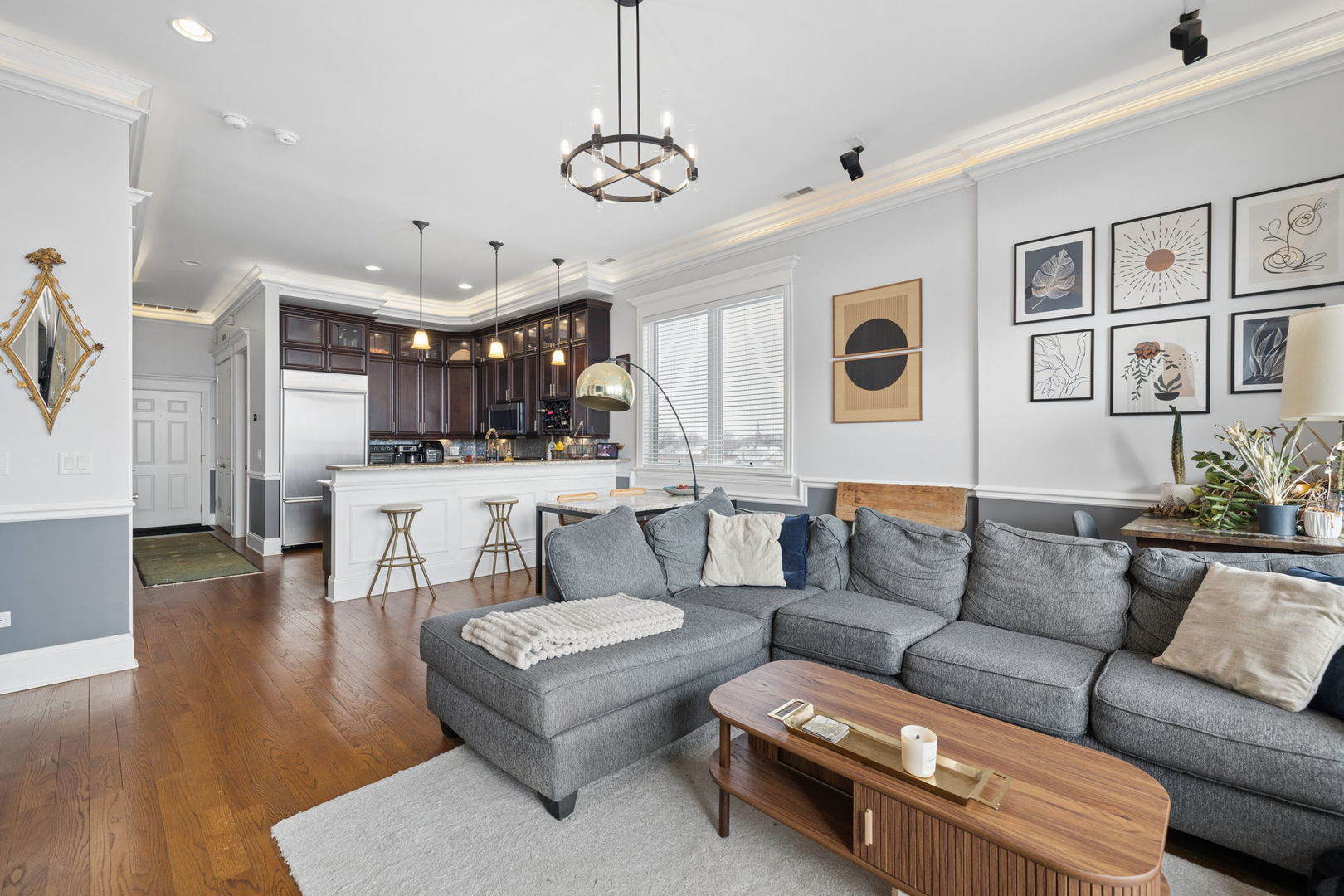 3420 S Morgan Street 4E