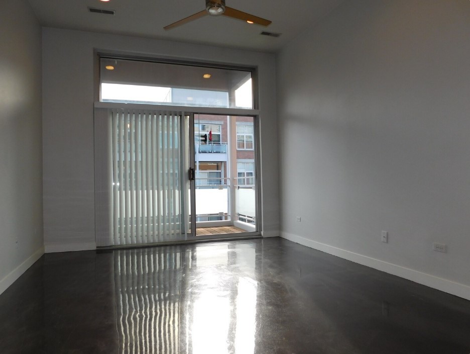 939 W Madison Street 508