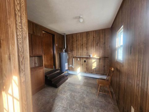 Tiny photo for 310 S Illinois Street, Duquoin, IL 62832 (MLS # 100000462)