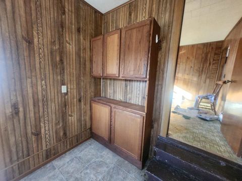 Tiny photo for 310 S Illinois Street, Duquoin, IL 62832 (MLS # 100000462)