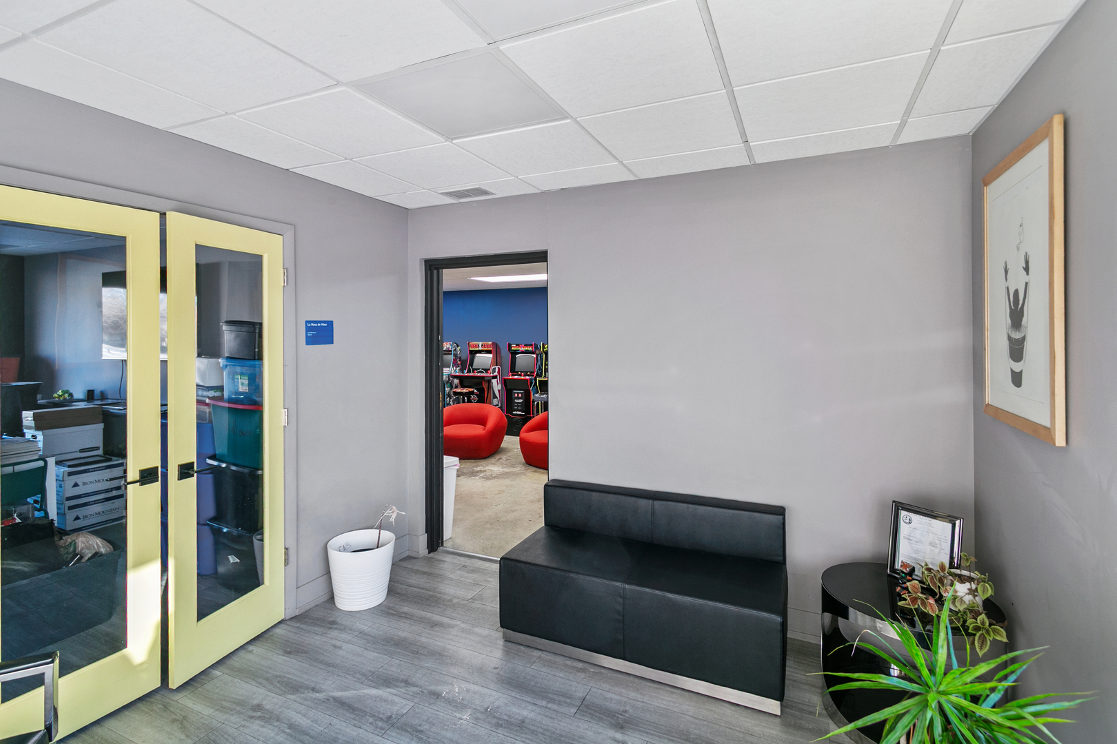 9757 S Kedzie Avenue